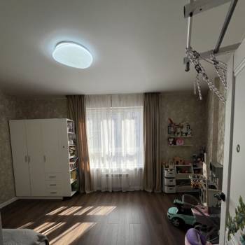 Продается 2-х комнатная квартира, 75 м²