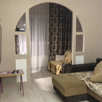 Продается 1-комнатная квартира, 38 м²