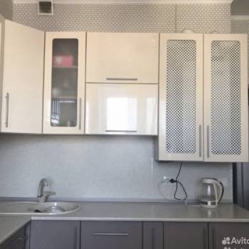 Продается 1-комнатная квартира, 38 м²