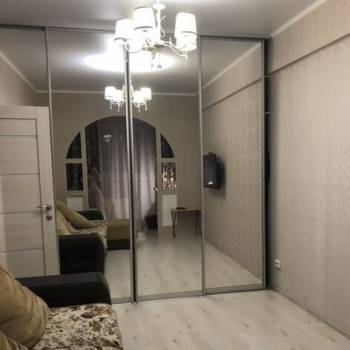 Продается 1-комнатная квартира, 38 м²