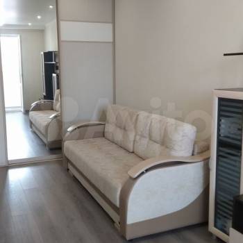 Продается 1-комнатная квартира, 45 м²