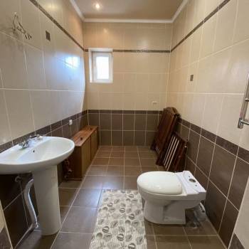 Продается Дом, 180 м²