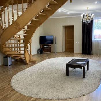 Продается Дом, 180 м²