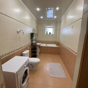 Продается Дом, 180 м²