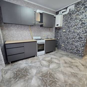 Продается 1-комнатная квартира, 41 м²