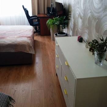 Продается 1-комнатная квартира, 43 м²