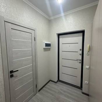 Продается 1-комнатная квартира, 44 м²