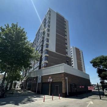 Продается 1-комнатная квартира, 44 м²
