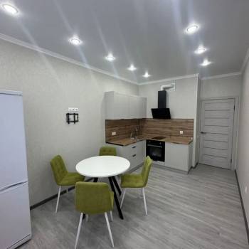 Продается 1-комнатная квартира, 44 м²