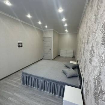 Продается 1-комнатная квартира, 44 м²