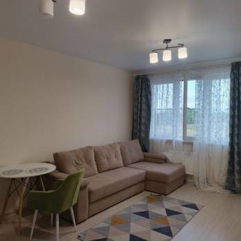 Сдается 1-комнатная квартира, 43 м²