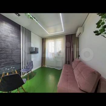 Продается 1-комнатная квартира, 45 м²