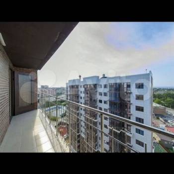 Продается 1-комнатная квартира, 45 м²
