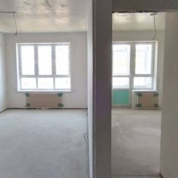 Продается 1-комнатная квартира, 43 м²