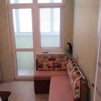 Продается 1-комнатная квартира, 37 м²