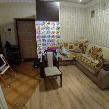 Продается 1-комнатная квартира, 43 м²