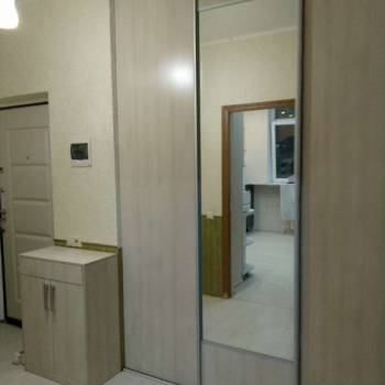 Продается 1-комнатная квартира, 42 м²