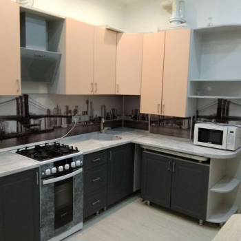 Продается 1-комнатная квартира, 42 м²