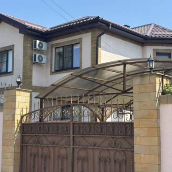 Продается Дом, 242 м²
