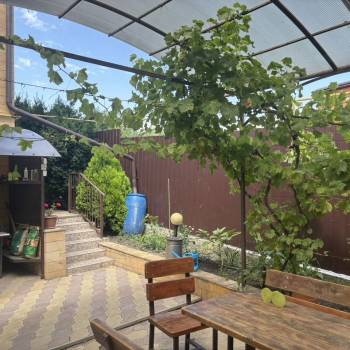 Продается Дом, 242 м²