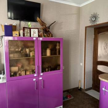 Продается Дом, 242 м²