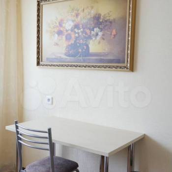 Продается 1-комнатная квартира, 38 м²
