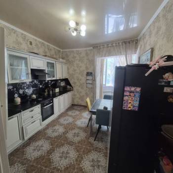 Продается 3-х комнатная квартира, 80 м²