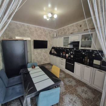 Продается 3-х комнатная квартира, 80 м²