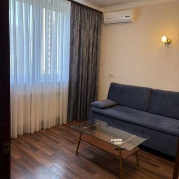 Сдается 1-комнатная квартира, 39,2 м²