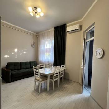 Продается 1-комнатная квартира, 45,6 м²