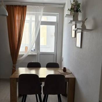 Сдается 2-х комнатная квартира, 61 м²