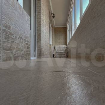 Продается 1-комнатная квартира, 42 м²