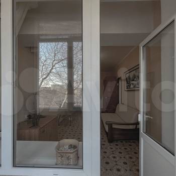 Продается 1-комнатная квартира, 42 м²