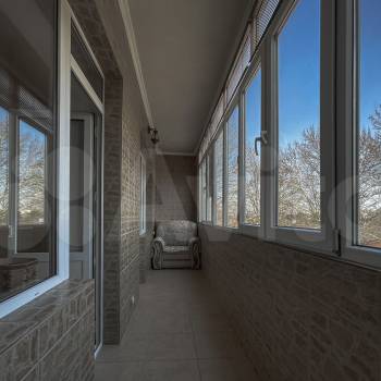Продается 1-комнатная квартира, 42 м²