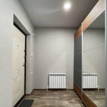 Продается 1-комнатная квартира, 40 м²