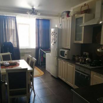 Продается 2-х комнатная квартира, 62 м²