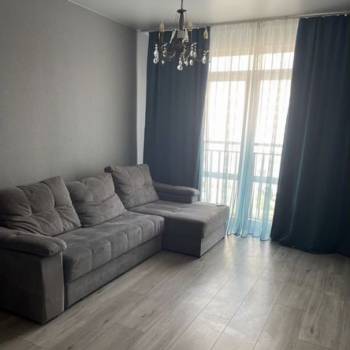 Сдается 1-комнатная квартира, 42 м²