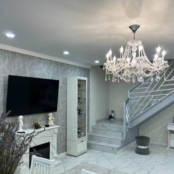 Продается Дом, 200 м²