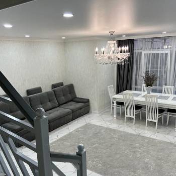 Продается Дом, 200 м²