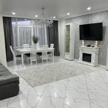 Продается Дом, 200 м²