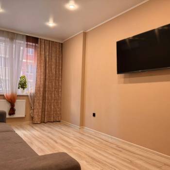 Продается 1-комнатная квартира, 49 м²