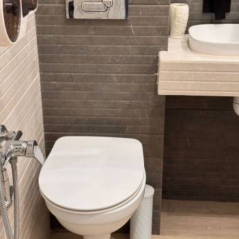 Продается 1-комнатная квартира, 49 м²