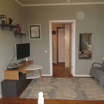 Продается 1-комнатная квартира, 47,6 м²