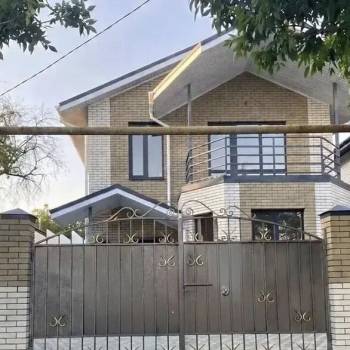 Продается Дом, 178 м²