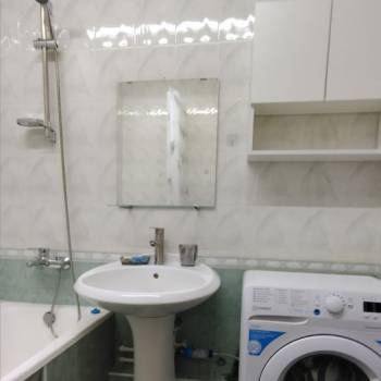 Сдается 2-х комнатная квартира, 65 м²