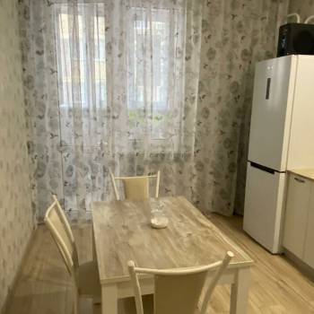 Продается 1-комнатная квартира, 44,3 м²