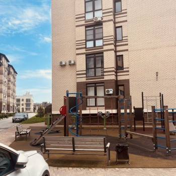 Сдается 1-комнатная квартира, 50 м²