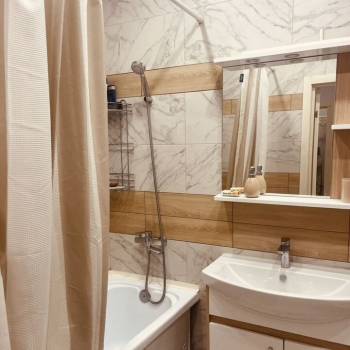Сдается 1-комнатная квартира, 50 м²