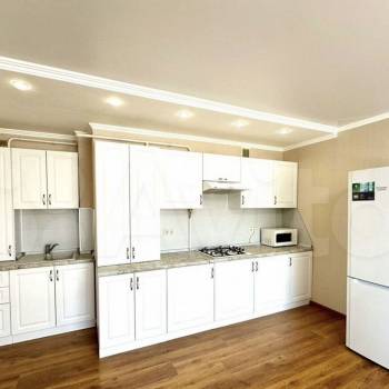 Продается 2-х комнатная квартира, 98 м²