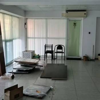 Сдается Нежилое помещение, 180 м²